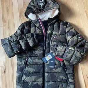 Tommy Hilfiger Camouflage Hooded Puffer Mens Small Jacket